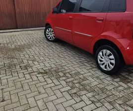 FIAT IDEA HLX 1.8 MPI FLEX 8V 5P