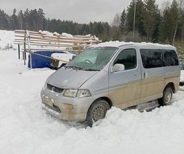 TOYOTA HIACE