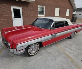 1962 OLDSMOBILE STARFIRE