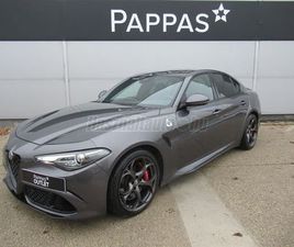 ALFA ROMEO GIULIA 2.2 D VELOCE TI Q4 (AUTOMATA) VEZ.SZERVIZKÖNYV