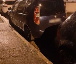 SKODA ROOMSTER SKODA ROOMSTER