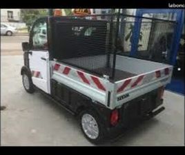 AIXAM MEGA MEGA AIXAM VOITURE SANS PERMIS AVEC RIDELLES