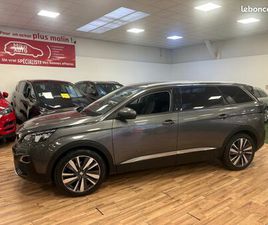 PEUGEOT 5008 1.6 HDI 115 CH 7 PLACES