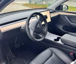 TESLA MODEL Y LONG RANGE TESLA MODÈLE Y LOUNGE
