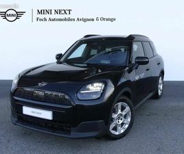 MINI COUNTRYMAN E 204CH BLACKYARD