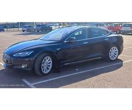 TESLA - MODEL S