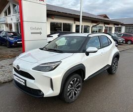 TOYOTA YARIS CROSS HYBRID TEAMPLAYER *SAFETY&WINTERPAK*