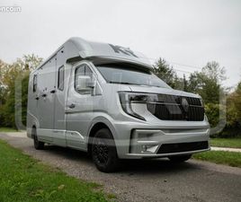 CAMION À CHEVAUX VL KRISMAR - RENAULT MASTER - 5 PLACES STALLE - NEUF