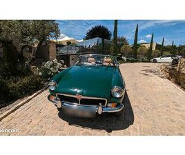 MG B MAGNIFIQUE CABRIOLET MGB VERTE DE 1979 , ÉTAT EXCEPTIONNEL