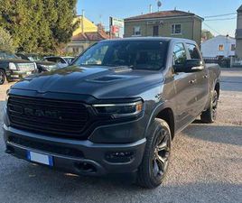 RAM TRUCKS RAM 1500 RAM 1500 LIMITED NIGHT EDITION 5.7 - AUTOCARRO DE
