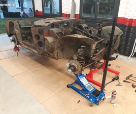 AUSTIN HEALEY 3000 AUSTIN HEALEY 3000 MKIII BJ8 (PROJET + 25K DE PIECES NEUVES)