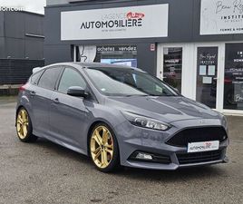 FORD FOCUS ST FORD FOCUS ST 2.0 T 250 CV ( SIEGES CUIR RECARO - CAMERA XENONS- HIFI )