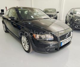 VOLVO C30 D5 VOLVO C30 D5 MOMENTUM