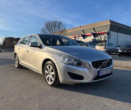 VOLVO V60 1.6 T3 MOMENTUM