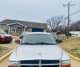 DODGE DAKOTA 2004 DODGE DAKOTA CLUB CAB - CASH ONLY