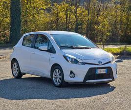 TOYOTA YARIS TOYOTA YARIS 1.5 HYBRID 5 PORTE LOUNGE 2014-E5B AU