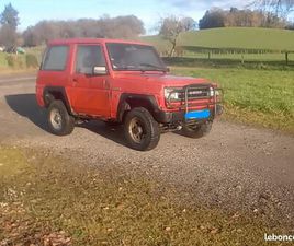 DAIHATSU FOURTRAK VÉHICULE TOUS TERRAIN