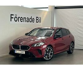 BMW SERIE 1 M135I XDRIVE BMW M135I XDRIVE SPORTSTOLAR H K RATTVÄRME PRIVATLEASING FR. 3. MÅN
