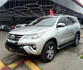TOYOTA FORTUNER TOYOTA SW4 2.7 SR 7L AUTO