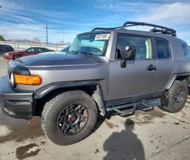 TOYOTA FJ CRUISER 4X4 W/REAR WHEEL DRIVE