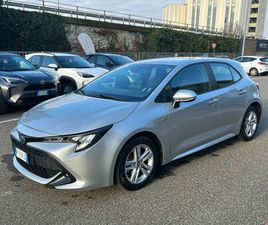 TOYOTA COROLLA TOYOTA COROLLA 1.8 HYBRID BUSINESS DEL 2019 USATA A PIACENZA