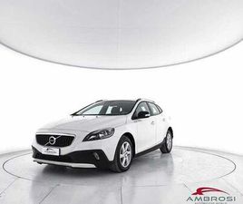 VOLVO V40 CROSS COUNTRY D2 VOLVO V40 CROSS COUNTRY D2 BUSINESS DEL 2017 USATA A VITERBO