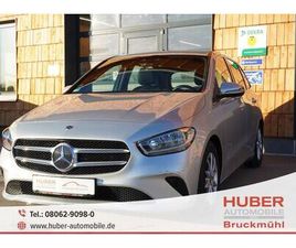 MERCEDES CLASSE B B 180 MERCEDES-BENZ 1.3L 100KW KAT B 180 5-TÜRIG/METALLIC/KLIMAAU...
