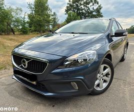 VOLVO V40 CROSS COUNTRY T3 VOLVO V40 CROSS COUNTRY T3 KINETIC
