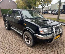 NISSAN KING CAB - PICK-UP 2.5 TDI AIRCO / 4X4
