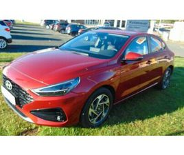 HYUNDAI I30 FASTBACK HYUNDAI I30 FASTBACK KAM SHZ BI-LED ALU GRA GARANTIE+++