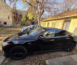 TESLA MODEL S P85 PLUS
