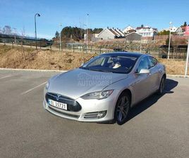 TESLA MODEL S P 85