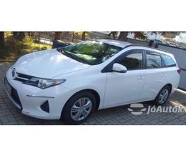 TOYOTA AURIS TOURING SPORTS 1.4 D-4D LOUNGE