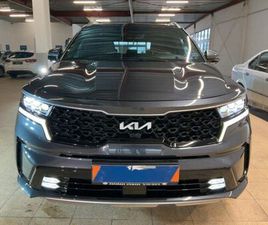 KIA SORENTO KIA SORENTO PLATINUM 4WD LEDER PANO LED 360 ACC AHK