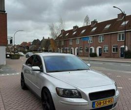 VOLVO S40 2.4 I 170PK GEARTRONIC 2006 GRIJS — VOLVO — MARKTPLAATS