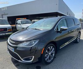 CHRYSLER PACIFICA 2017 CHRYSLER PACIFICA LIMITED 7 PLACES