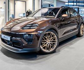 PORSCHE MACAN 4