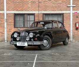 JAGUAR MARK 2 JAGUAR MKII 2.4 SIX CYLINDRES EN LIGNE - OVERDRIVE - 120 CH 1962 MARK 2, HL-57-LJ