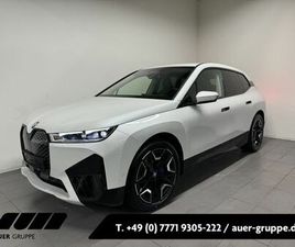 BMW IX XDRIVE 40 BMW IX XDRIVE 40 ELEKTROAUTO (NAVI AHK H/K ACC 360°)