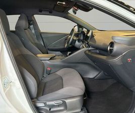 TOYOTA C-HR 2.0 PLUG IN TEAMPLAYER KAM.+LED+NAVI+ACC