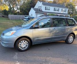 TOYOTA SIENNA 2004 TOYOTA SIENNA CE CLEAN!! 109K MI