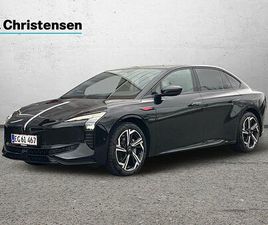 HONGQI EH7 111 EXCLUSIVE 4D