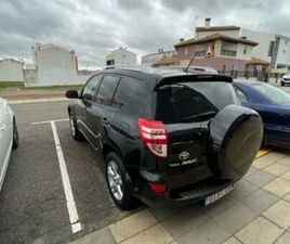 TOYOTA - RAV4