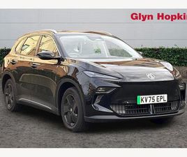 64KWH SE LONG RANGE AUTO 5DR