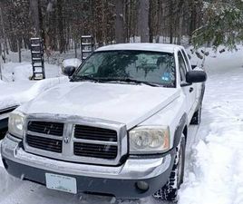 DODGE DAKOTA 2005 4X4 DODGE DAKOTA SLT 4.7L
