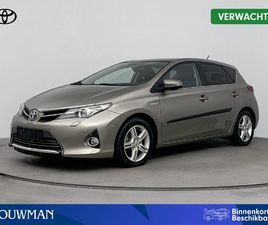 TOYOTA AURIS 1.8 HYBRID LEASE PRO | PANORAMISCH DAK |