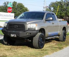 * 2009 TOYOTA TUNDRA * LIFTED * 4 DOOR CREW CAB *