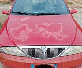 LANCIA Y ELEFANTINO ROSSO