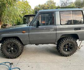 TOYOTA LAND CRUISER 70