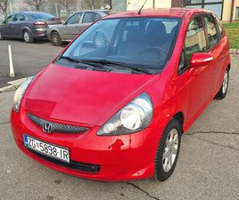 HONDA JAZZ HONDA JAZZ 1,4I, 135000 KM,KLIMA,2 SETA KOTAČA, 2006 GOD.